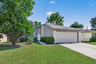 11719 Acadian Dr, Houston, TX 77099 - Photo 3