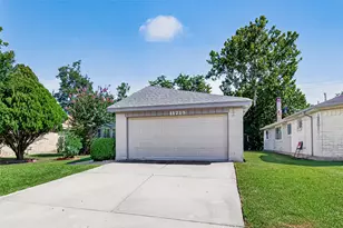 11719 Acadian Dr, Houston, TX 77099 - Photo 3