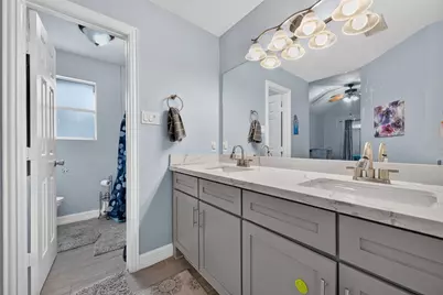 11719 Acadian Drive, Houston, TX 77099 - Photo 39