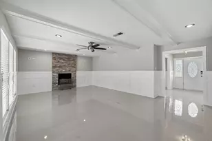 3403 Winter Ln, Baytown, TX 77521 - Photo 7