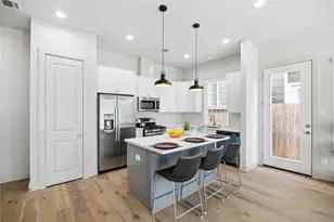 5233 Hillman St, Houston, TX 77023 - Photo 9