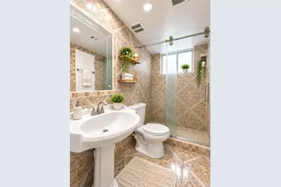114 W Mitchell Road, Houston, TX 77037 - Photo 15