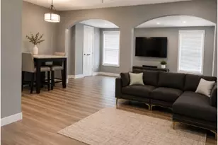 114 W Mitchell Rd, Houston, TX 77037 - Photo 7