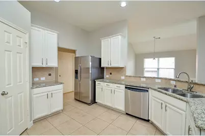 24514 Springwood Glen Lane, Katy, TX 77494 - Photo 13