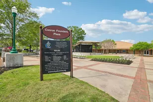 562 Belle Spgs Ln, Conroe, TX 77301 - Photo 11