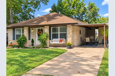 118 W Mahan Street, Richwood, TX 77531 - Photo 1