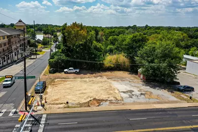 1532 Sam Houston Avenue, Huntsville, TX 77340 - Photo 3