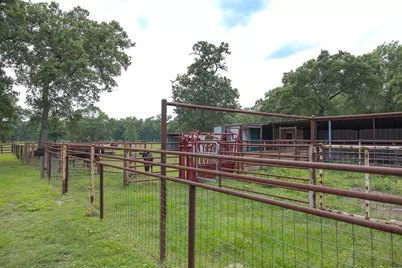 4988 Paso Fino Lane, Madisonville, TX 77864 - Photo 33