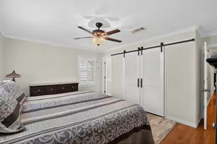 310 Pinemont Dr, Sour Lake, TX 77659 - Photo 19