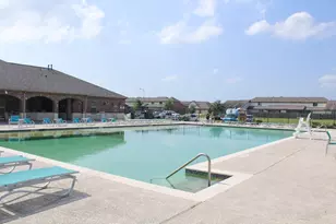 12330 Roy Mix Bohn Lane, Houston, TX 77044 - Photo 17