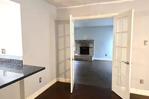 13031 Ambrose St, Houston, TX 77045 - Photo 7