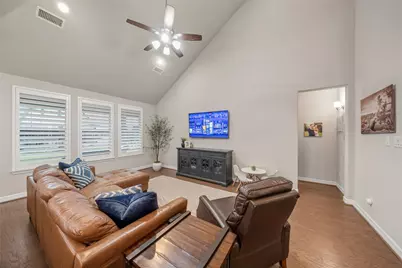 30910 Laurel Creek Lane, Conroe, TX 77385 - Photo 9