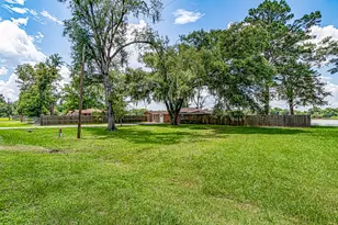 792 E Taylor Lake Cir, Livingston, TX 77351 - Photo 37