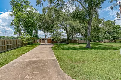 792 E Taylor Lake Circle, Livingston, TX 77351 - Photo 33