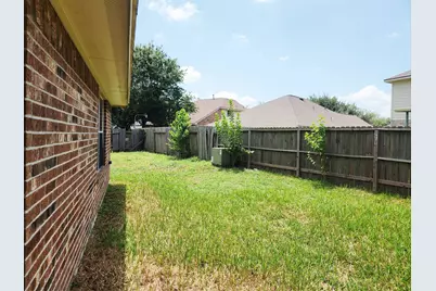 9803 Wedgeford Court, Houston, TX 77044 - Photo 19