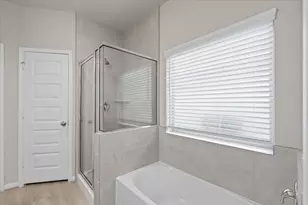 5308 CJ Walker Ln, Houston, TX 77048 - Photo 13