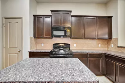 11413 W Woodmark, Conroe, TX 77304 - Photo 15