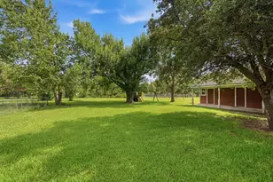 5040 County Rd 31, Angleton, TX 77515 - Photo 29