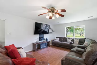 5040 County Road 31, Angleton, TX 77515 - Photo 7