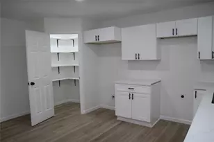 1623 W 6th St, Freeport, TX 77541 - Photo 5