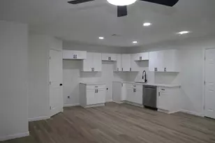 1623 W 6th St, Freeport, TX 77541 - Photo 3