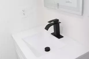 1623 W 6th St, Freeport, TX 77541 - Photo 13