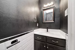 3306 Continental Dr, Missouri City, TX 77459 - Photo 11