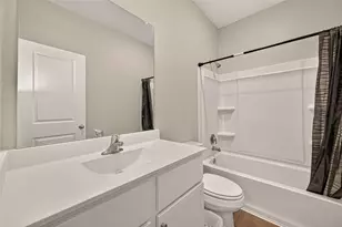 6402 Autumn Equinox Dr, Houston, TX 77048 - Photo 11