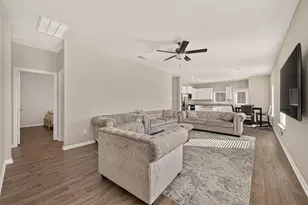 6402 Autumn Equinox Dr, Houston, TX 77048 - Photo 1