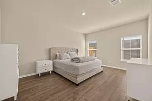 6402 Autumn Equinox Dr, Houston, TX 77048 - Photo 19