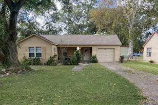 1706 Katy Ave, Bay City, TX 77414 - Photo 1