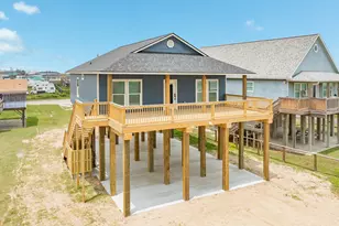 1106 White Cap Dr, Surfside Beach, TX 77541 - Photo 1