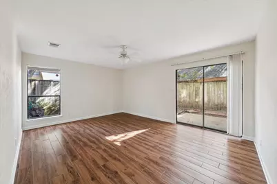 8042 Oakwood Forest Drive, Houston, TX 77040 - Photo 15