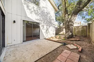 8042 Oakwood Forest Dr, Houston, TX 77040 - Photo 27