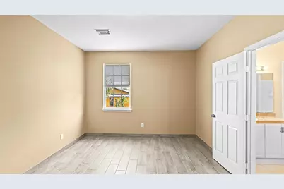 535 12th Street, San Leon, TX 77539 - Photo 9