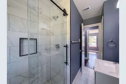 7405 Sterlingshire Street, Houston, TX 77016 - Photo 17