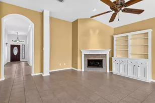 2705 Rocky Springs Dr, Pearland, TX 77584 - Photo 5