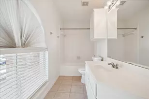 12831 Dove Point Ln, Houston, TX 77041 - Photo 47