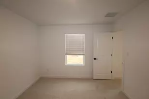 7923 Jade Crst Dr, Angleton, TX 77515 - Photo 9