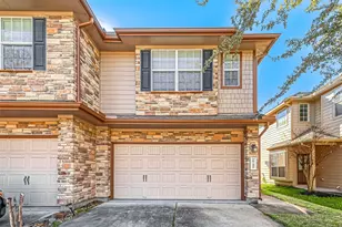 2748 Maybrook Hollow Ln, Houston, TX 77047 - Photo 1