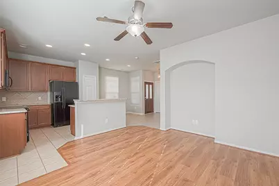2748 Maybrook Hollow Lane, Houston, TX 77047 - Photo 11