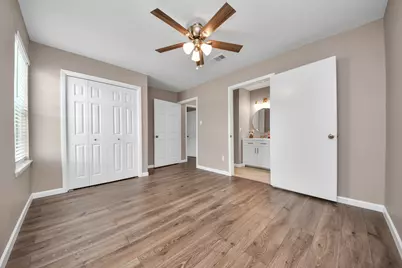 8402 Church Light Lane, Houston, TX 77064 - Photo 27