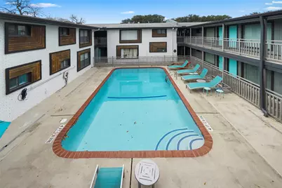 311 Hawthorne Street #16, Houston, TX 77006 - Photo 19