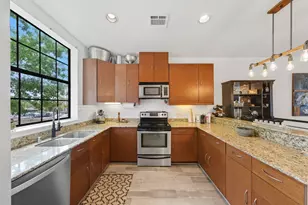 310 S Jensen Dr, Houston, TX 77003 - Photo 13