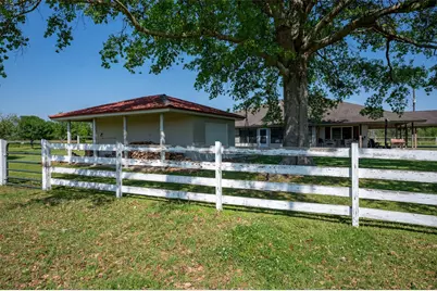 219 County Road 4800, Warren, TX 77664 - Photo 9