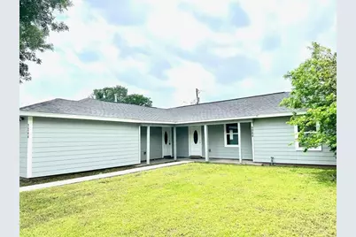 1242 Chevy Chase Drive, Angleton, TX 77515 - Photo 1
