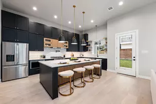 2307 St Emanuel St, Houston, TX 77004 - Photo 7