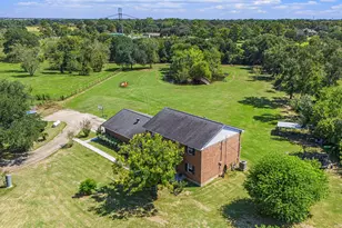 12421 Roy Rd, Brookside, TX 77581 - Photo 37