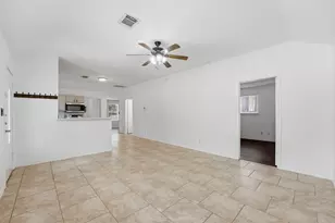 12322 Royal Lake Dr, Conroe, TX 77303 - Photo 5