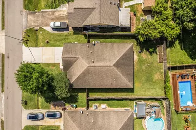 407 Corydon Drive, Houston, TX 77336 - Photo 19